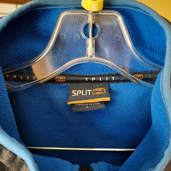 Men's Split Quarter Zip Pullover Fleece - Picture 3 of 3